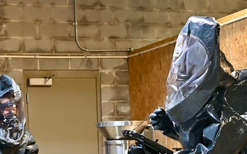 U.S. Army National Guard Soldiers survey lab