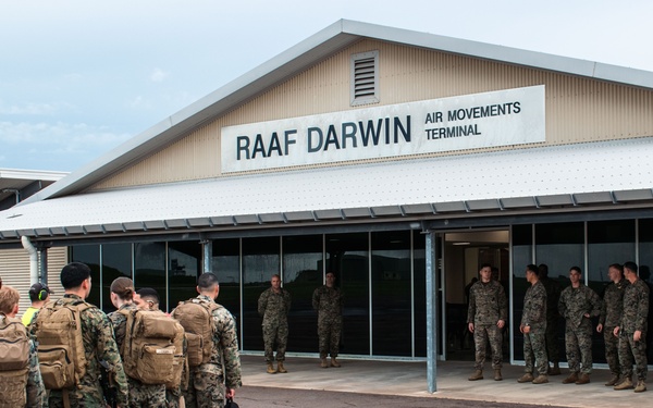 U.S. Marines, Sailors with MRF-D 25.3 arrive to Northern Territory, Australia