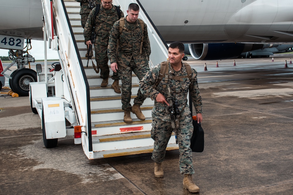 U.S. Marines, Sailors with MRF-D 25.3 arrive to Northern Territory, Australia