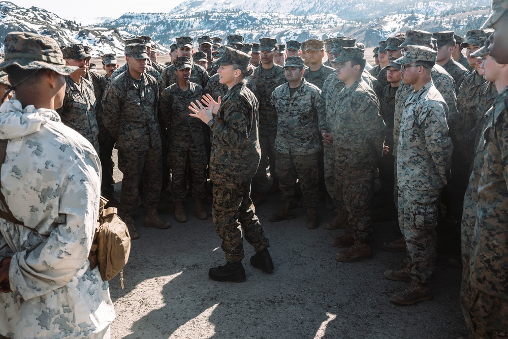 MTX 2-25| 2nd MLG Commanding General Visits Combat Logistics Battalion 6