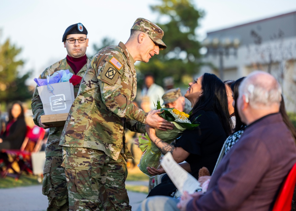 Reynolds Army Health Clinic Change of Responsibility Ceremony