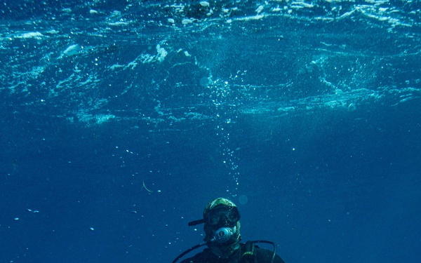 U.S. Navy SEAL Aquarius Dive Training
