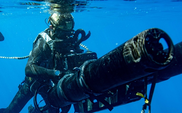 U.S. Navy SEAL Aquarius Dive Training