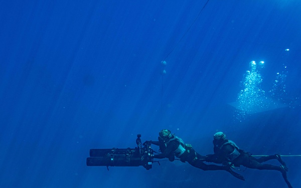 U.S. Navy SEAL Aquarius Dive Training
