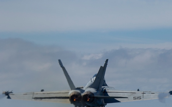 Abraham Lincoln conducts flight operations
