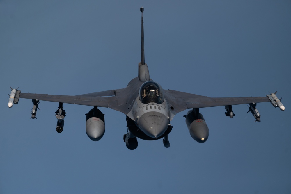 U.S. Fighting Falcons conduct Defensive Counter-Air operations over the CENTCOM AOR