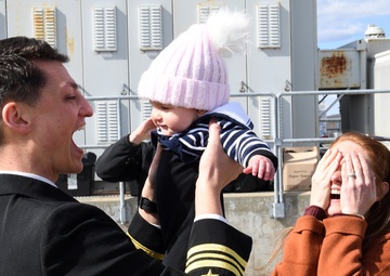 USS Indiana returns from deployment
