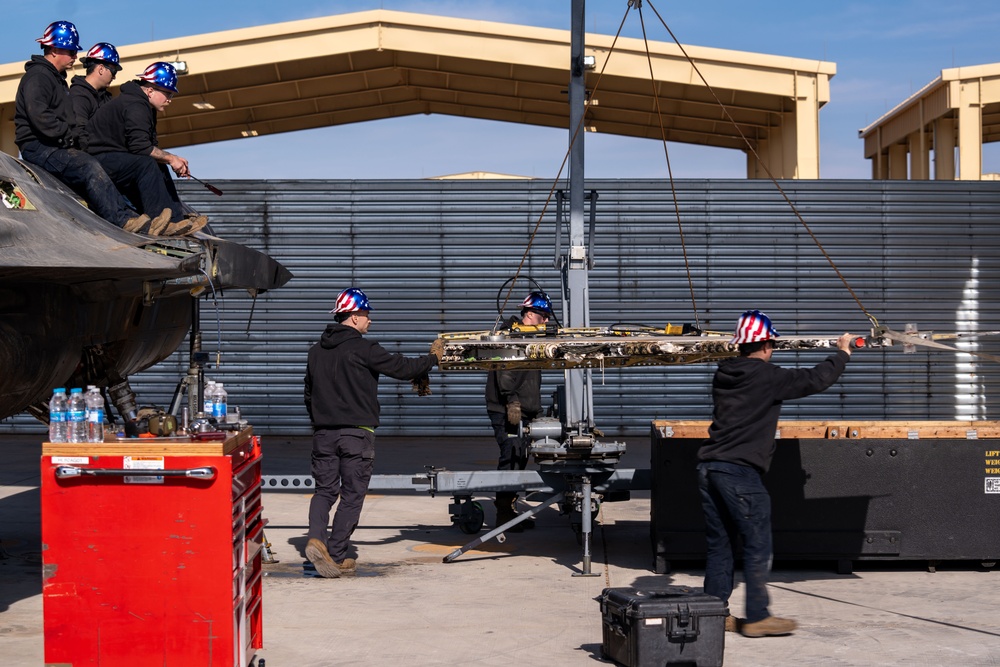 309th expeditionary depot team maximizes F-16 resources.