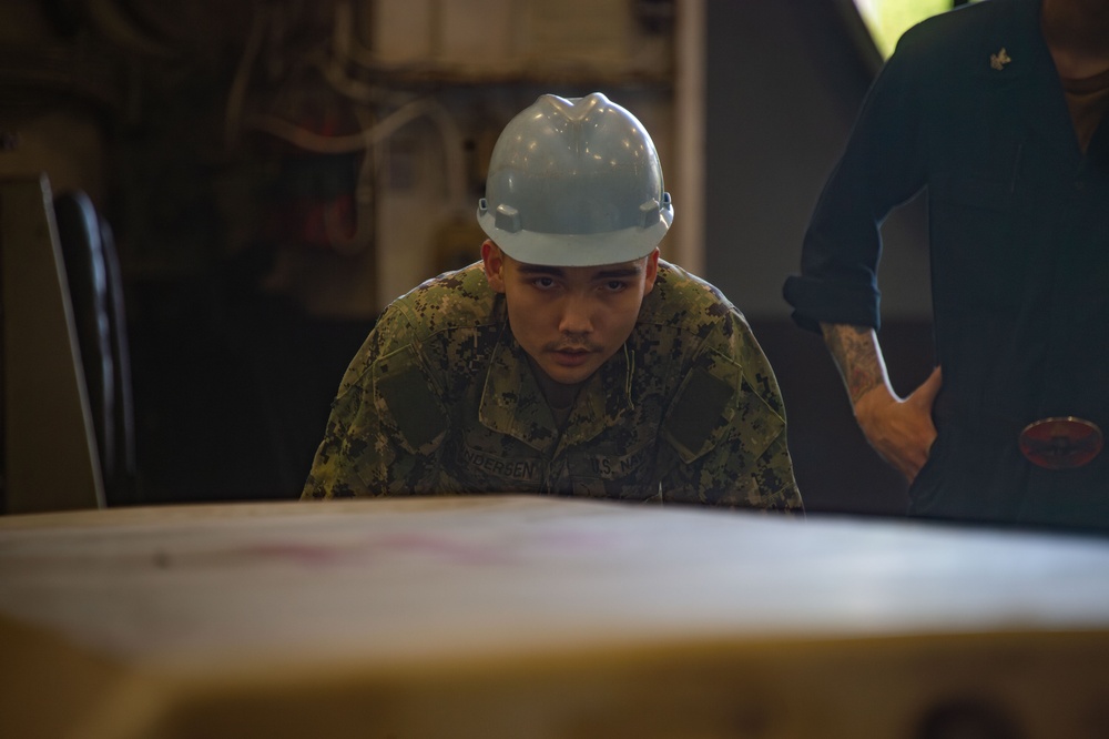 USS Carl Vinson (CVN 70) Conducts Routine Operations in Guam