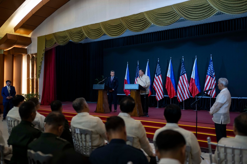 SD Hegseth Visits Malacañang Palace, Camp Aguinaldo, Manila American Cemetery