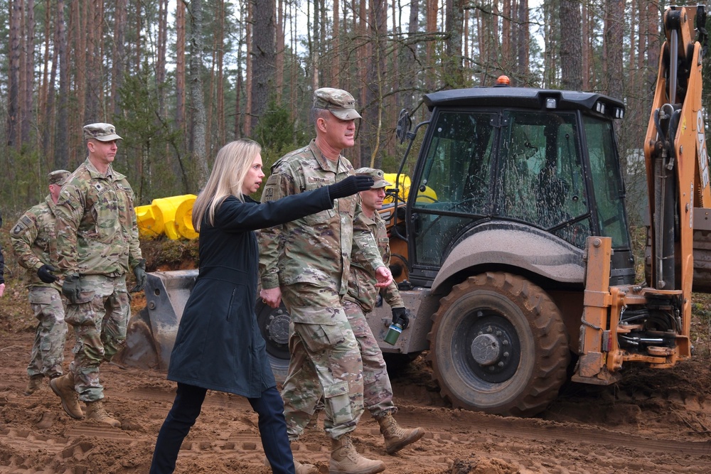 Additional recovery assets arrive in support of recovery efforts in Lithuania