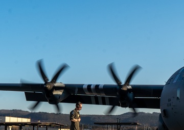 Thunderbolt Convergence: NATO forces demonstrate rapid HIMARS deployment and joint fires capabilities