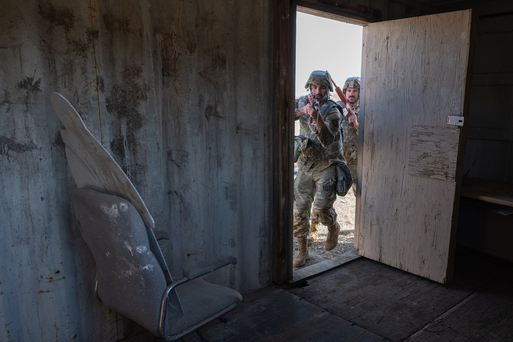 Whiteman Airmen hone expeditionary skills in field training exercise