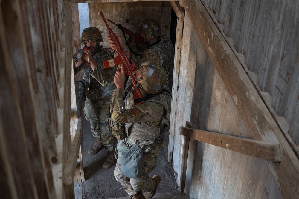 Whiteman Airmen hone expeditionary skills in field training exercise
