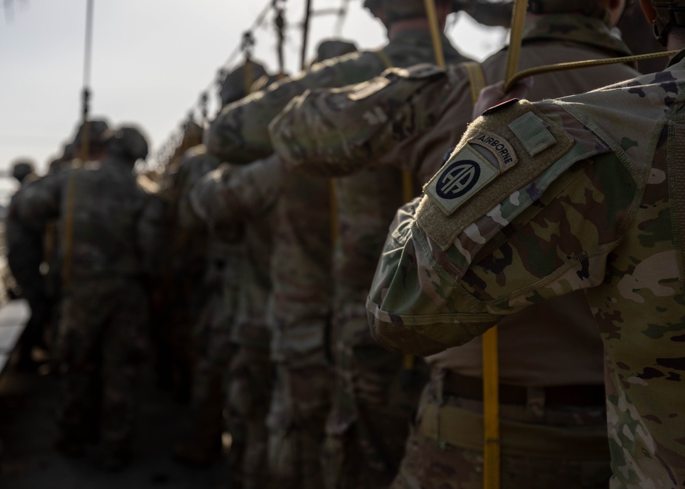 2ND BCT Conducts Sustained Airborne Training Prior to Joint Forcible Entry Operation, JRTC 25-05.