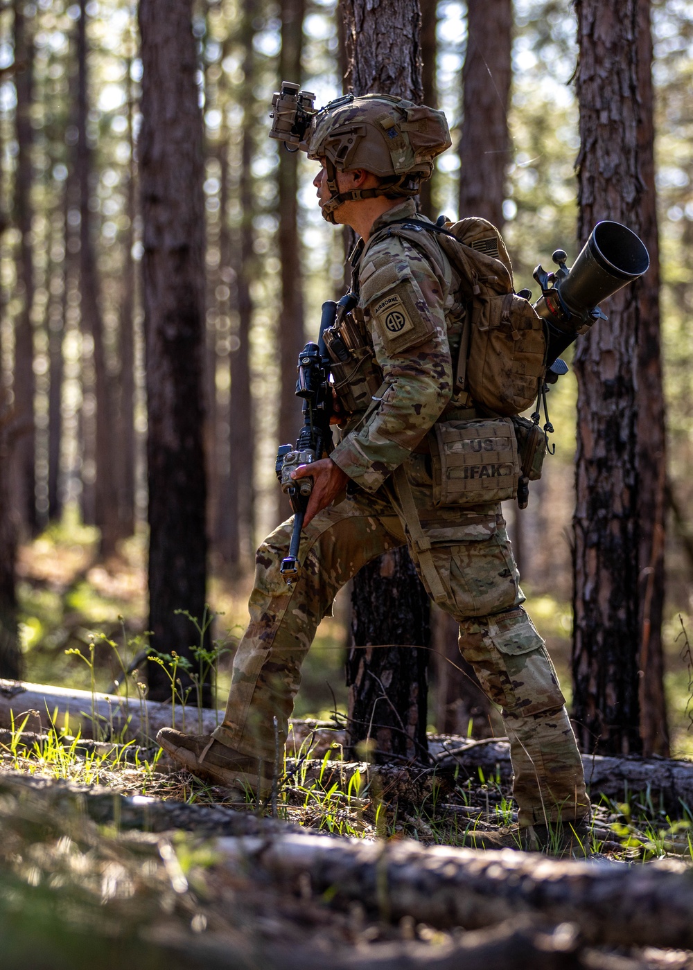 2-325th AIR moves towards a resupply point, JRTC 25-05