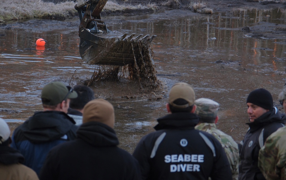 Joint Force Effort: U.S. Navy Divers, Air Force, Army Aviators contribute to recovery mission
