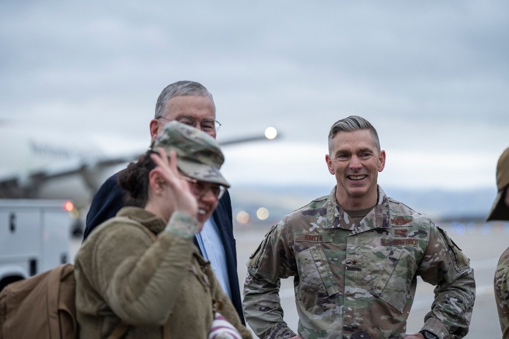Airmen from the 124th Fighter Wing deploys