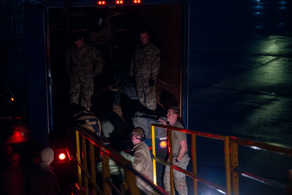 Airmen from the 124th Fighter Wing deploys