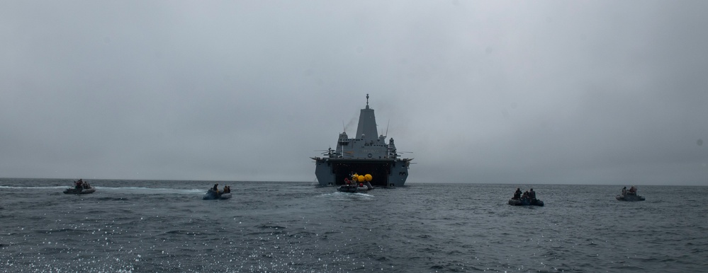 URT-12: NASA engineers and Sailors begin recovery-at-sea training