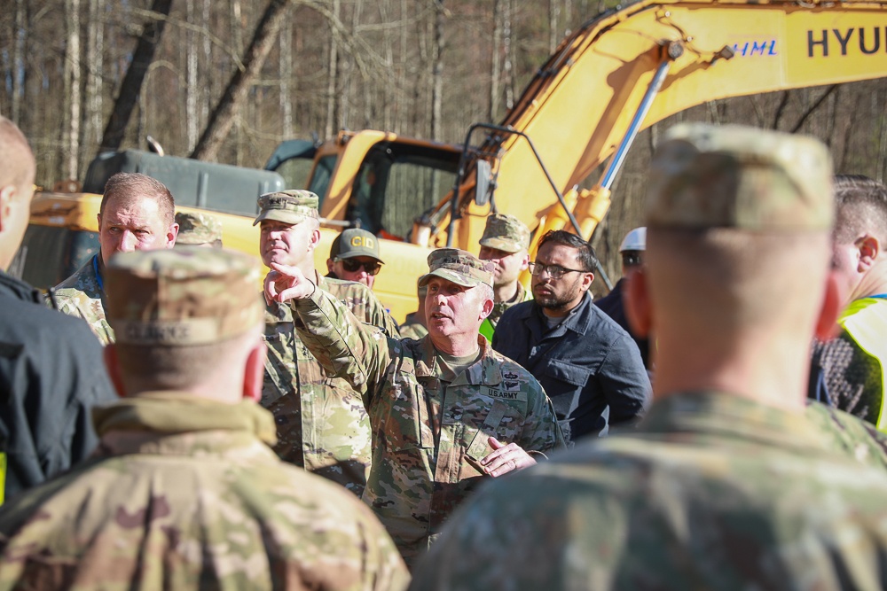 U.S. Navy divers begin recovery mission