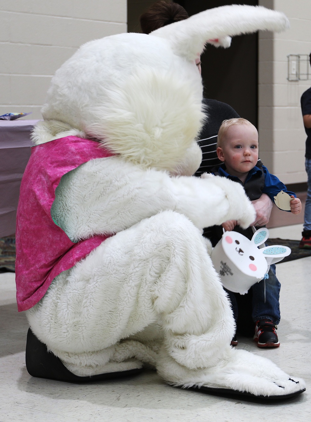 Mount Vernon Easter Egg Hunt Brings Illinois National Guard Families and Families of the Fallen Together