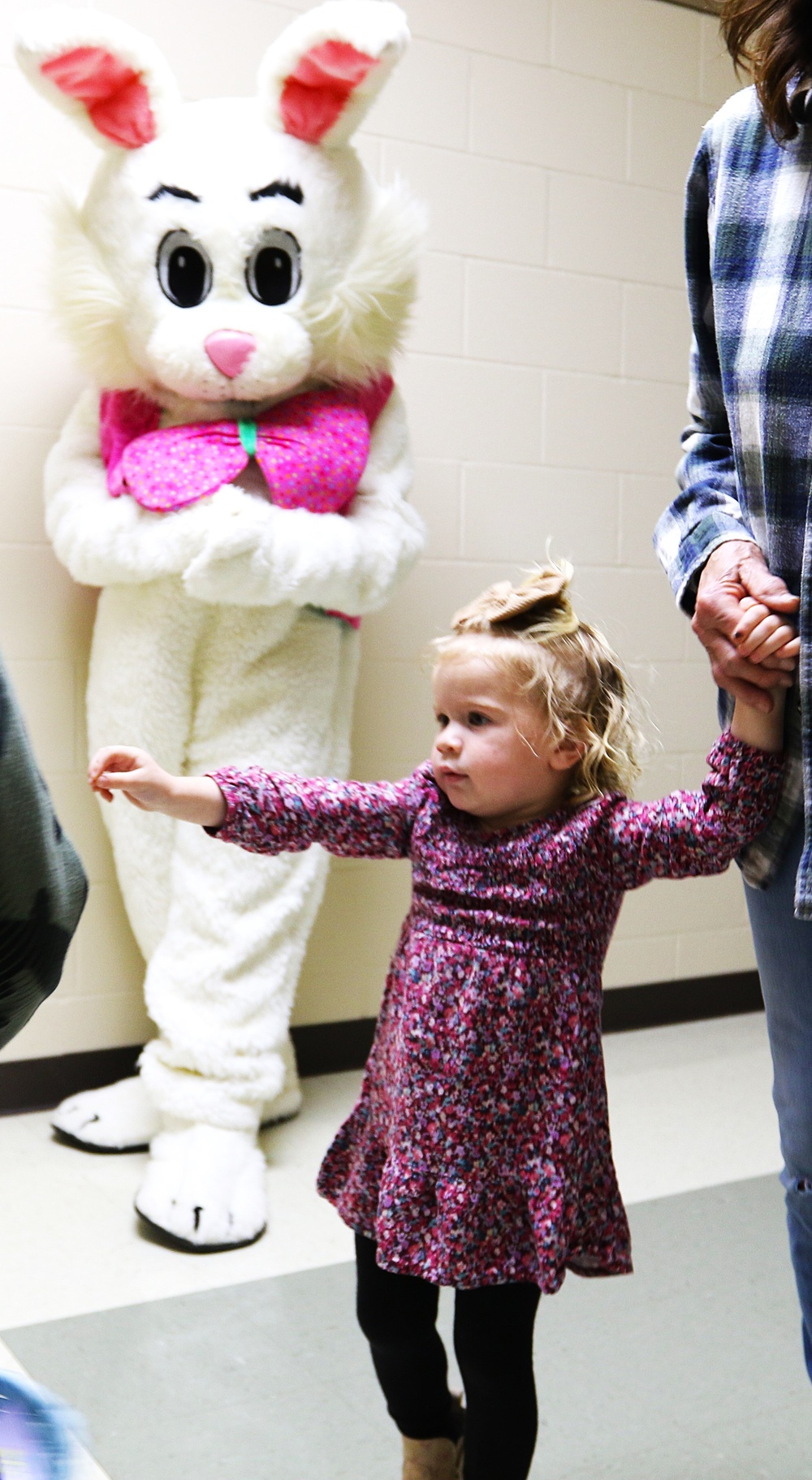 Mount Vernon Easter Egg Hunt Brings Illinois National Guard Families and Families of the Fallen Together