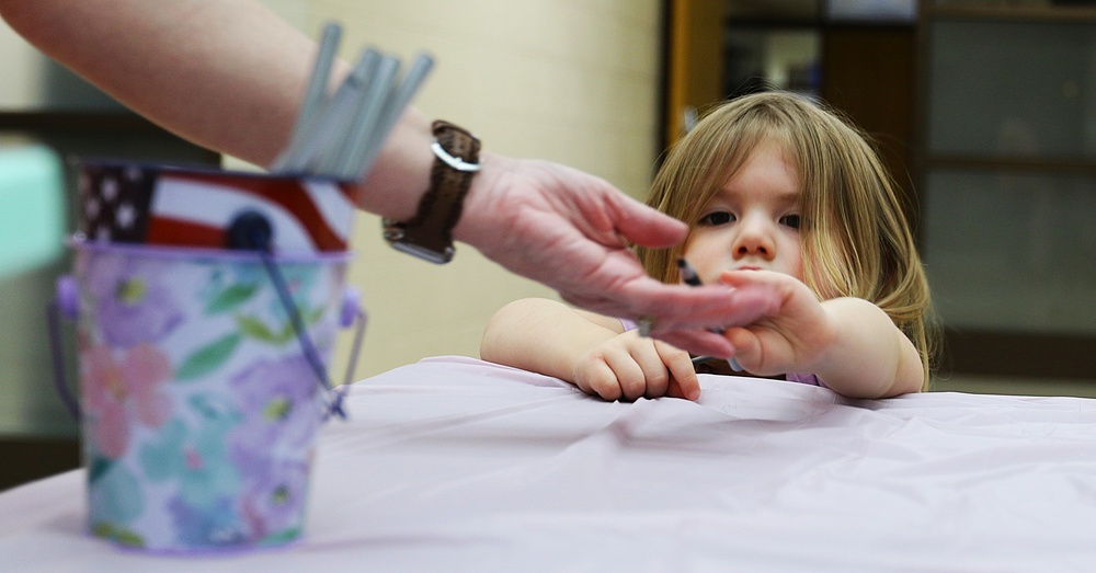 Mount Vernon Easter Egg Hunt Brings Illinois National Guard Families and Families of the Fallen Together
