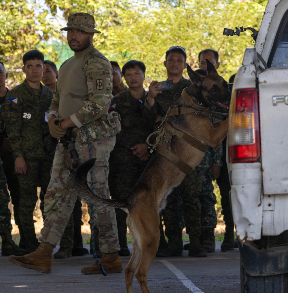 Salaknib 25 | Military Working Dog Subject Matter Expert Exchange