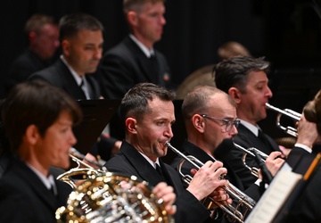 U.S. Navy Band performs in Savannah on National Tour