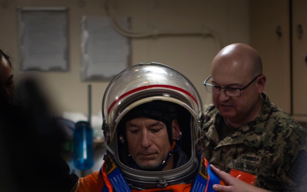 NASA Astronauts and US Navy Sailors participate in URT-12 medical drills