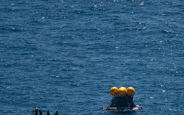 URT-12: NASA prepares for recovery tests aboard USS Somerset