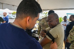 Air Force, Army Medics Share Casualty Care Knowledge With First Responders