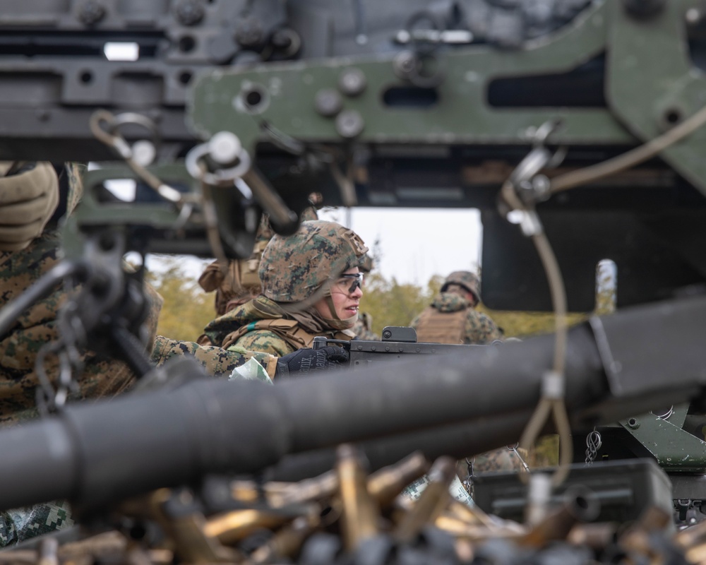 Northern Dragon 25: MCAS Iwakuni and 3rd SGX Marines conduct a machine gun range