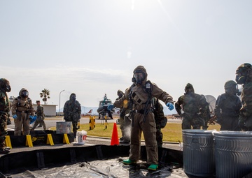 MCAS Iwakuni EOD and CBRN conduct chemical environment training with JGSDF