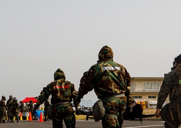 MCAS Iwakuni EOD and CBRN conduct chemical environment training with JGSDF