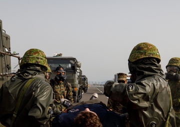 MCAS Iwakuni EOD and CBRN conduct chemical environment training with JGSDF