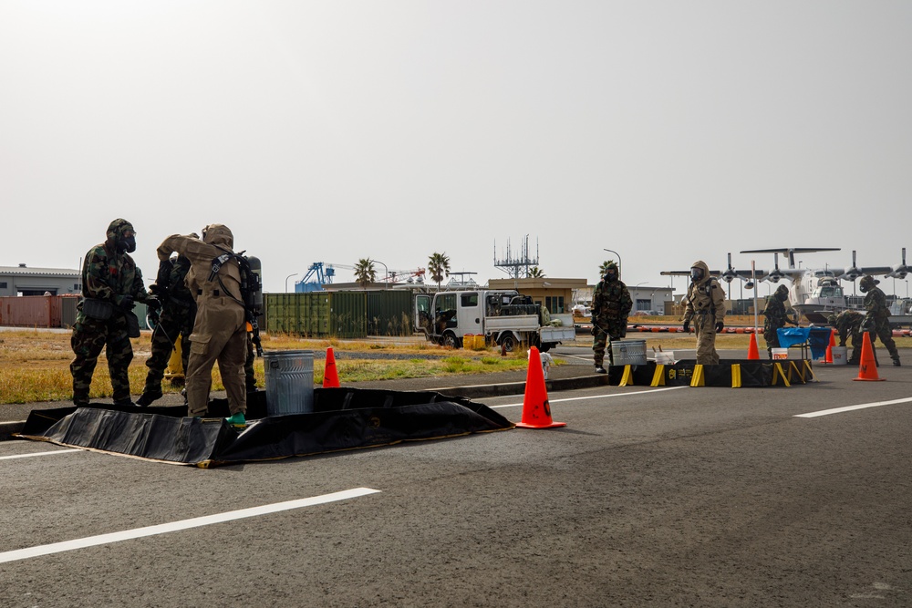 MCAS Iwakuni EOD and CBRN conduct chemical environment training with JGSDF