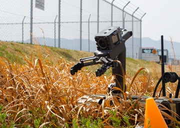 MCAS Iwakuni EOD and CBRN conduct chemical environment training with JGSDF
