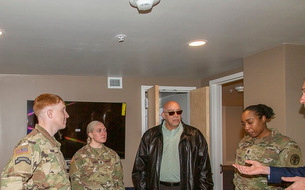 Fort Belvoir provides apartment-style living for single Soldiers: unveils newly renovated McRee Barracks