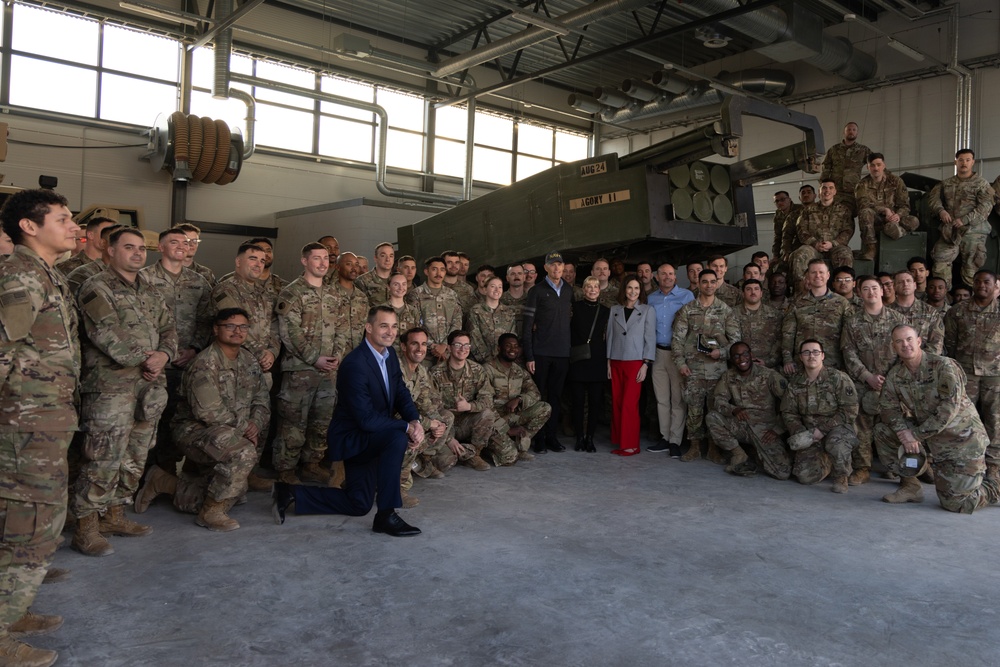 Senators Visit U.S. Soldiers in Estonia