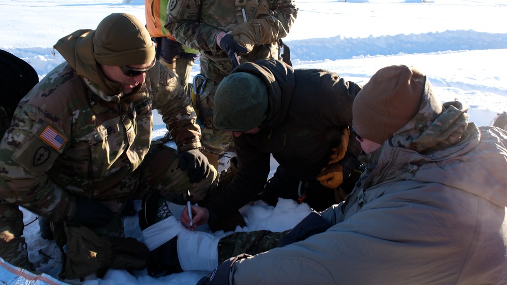 Medics on Ice: Arctic Angels Attend the Medical Mountaineering Course