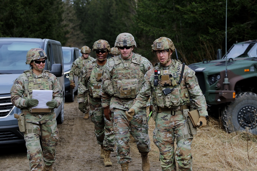 Brigadier General Brown visits the 2d Cavalry Regiment