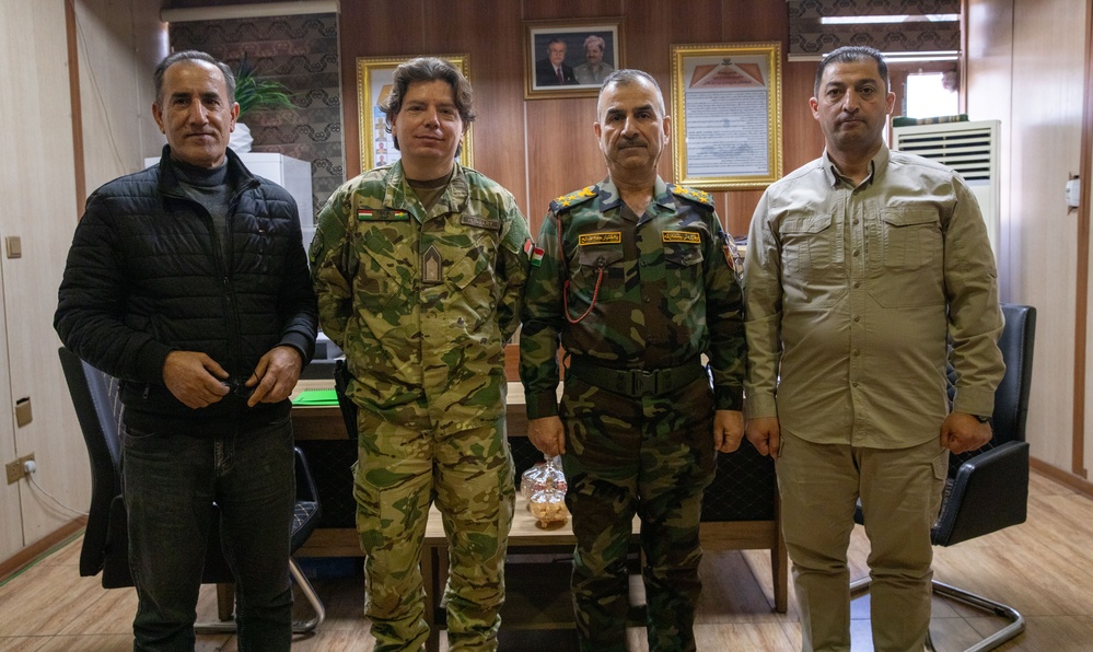 Coalition Advisor Meets with Peshmerga Director of General Administration