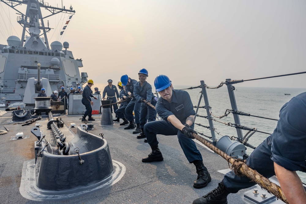 USS Ralph Johnson (DDG 114) Arrives in Visakhapatnam, India for Tiger Triumph 2025