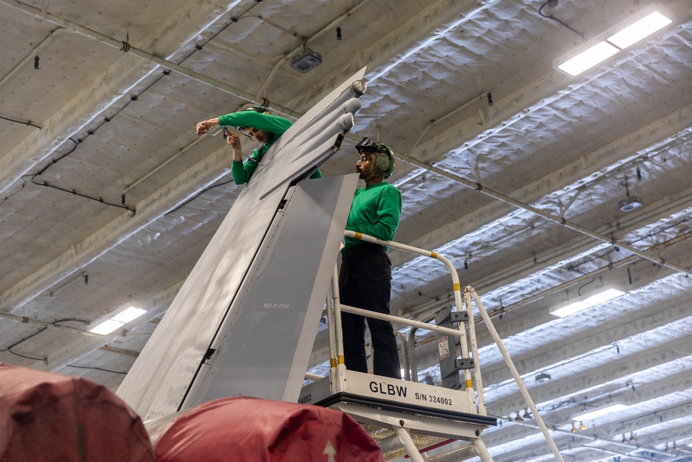 &quot;Golden Warriors&quot; of the USS Gerald R. Ford Conduct Maintenance