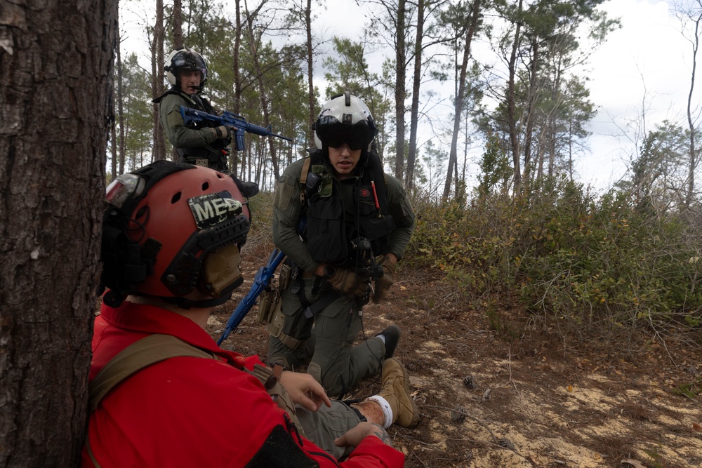 HSC-9 Conducts a Search and Rescue Training Exercise