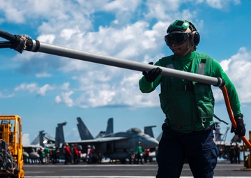 USS Gerald R. Ford Vertical Replensishment (VERTREP)