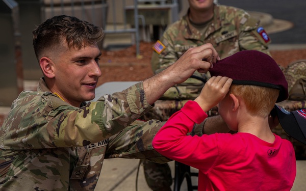 82nd Airborne Division Paratroopers Support The Carolina Hurricanes Military Appreciation Game Night
