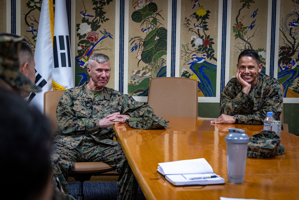 Commandant, Gen. Eric M. Smith, Visits the U.S. Embassy to the Republic to Korea